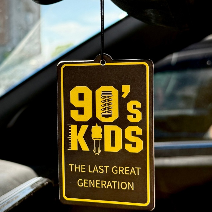 90S KIDS LAST GREAT GENERATION  ARAÇ KOKUSU