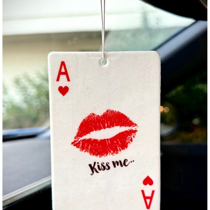 ÖPÜCÜK (KISS ME) KUPA AS ARAÇ KOKUSU