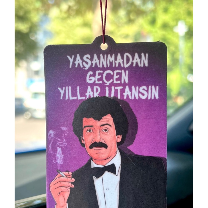 MÜSLÜM BABA YILLAR UTANSIN ARAÇ KOKUSU