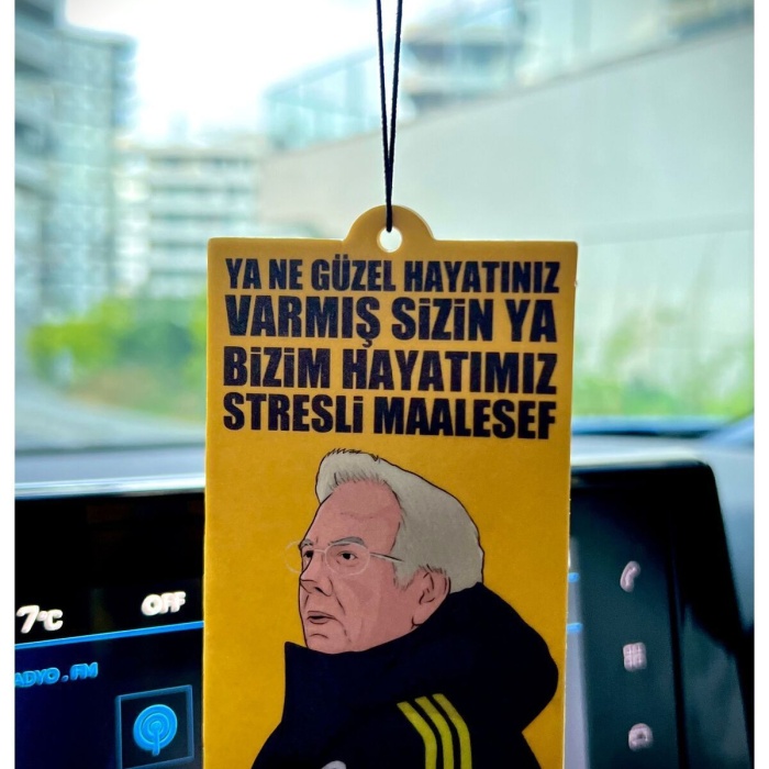 Aziz Yıldırım Stresli Maalesef Tasarımlı Komik Dekoratif Araç Kokusu ve Eğlenceli Oto Aksesuarı