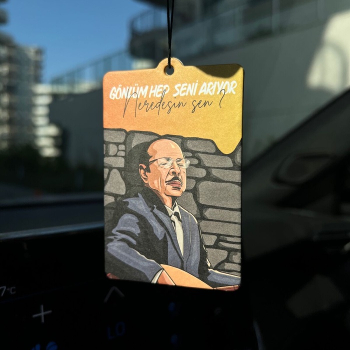Neşet Ertaş Neredesin Sen Tasarımlı Dekoratif Oto Kokusu Ve Aksesuarı