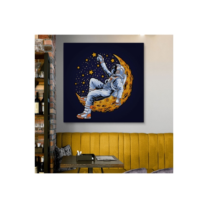Ayda Dinlenen Astronot Kanvas Tablo-5099