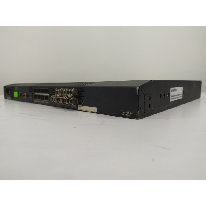 Ürün 04 - IBM 2005-B16 (22R5511) 16-PORT TOTALSTORAGE SWITCH WITH 4GB SFPS