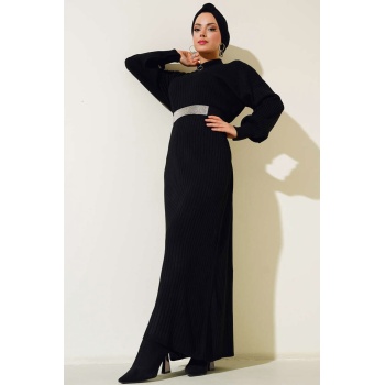 15900 Boydan Tesettür Triko Elbise - Siyah