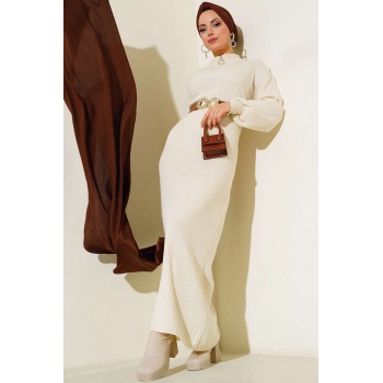 15900 Boydan Tesettür Triko Elbise - Krem
