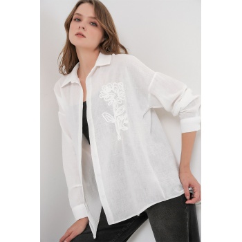 Kadın Nakışlı Oversize Gömlek 20338 - Beyaz