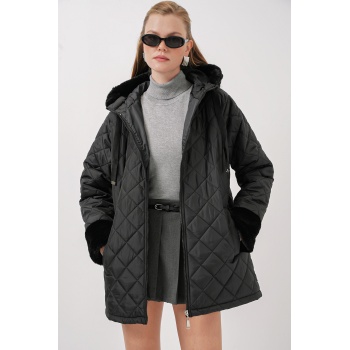 5197 Kapüşonlu Kapitone Mont - Siyah