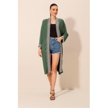 5865 Nakışlı Örme Uzun Kimono - Zümrüt Yeşili