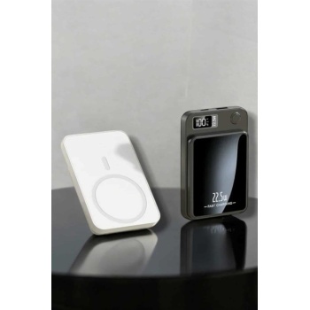 iOS Uyumlu 22.5W Hızlı Şarj Magsafe Powerbank Dijital Göstergeli 10.000 mAh
