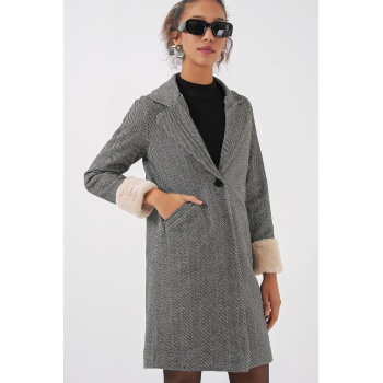 9085 Balık Sırtı Kaşe Kaban - C.Siyah