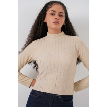 922 Taşlı Body - Bisküvi