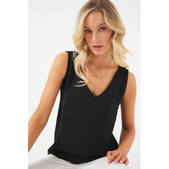 V Yaka Sıfır Kol Bluz 950 - Siyah