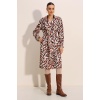 5853 Desenli Kruvaze Yaka Trençkot - C. Bej
