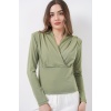 Kadın Omuz Vatkalı Kruvaze Yaka Bluz 942 - E.Yeşil