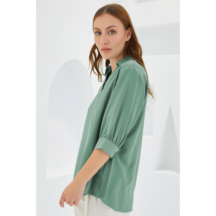 Kadın Çağla Yeşili Gömlek Yaka Saten Bluz 0493