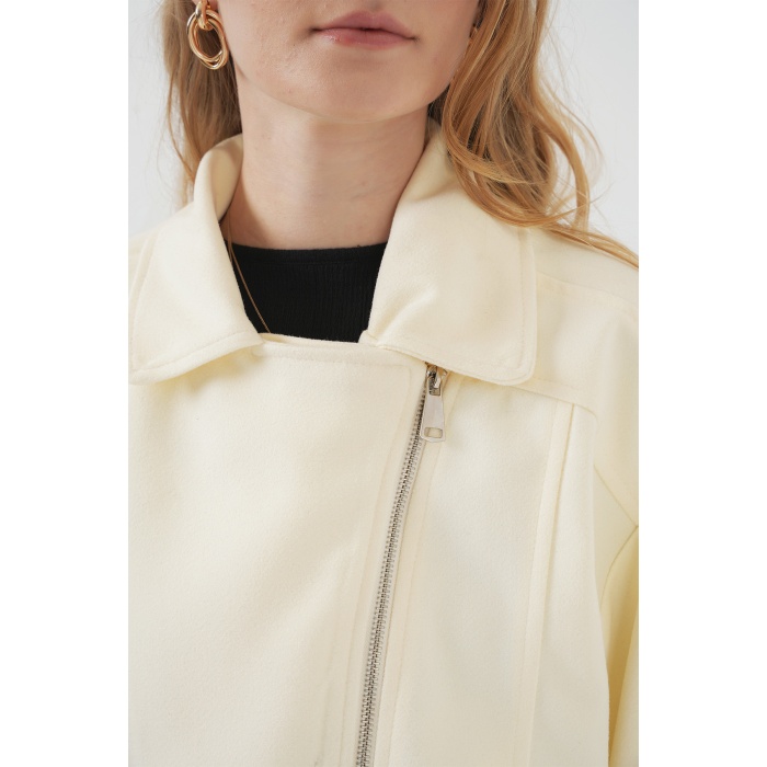 0717 Kadın Kısa Kaşe Ceket - Krem