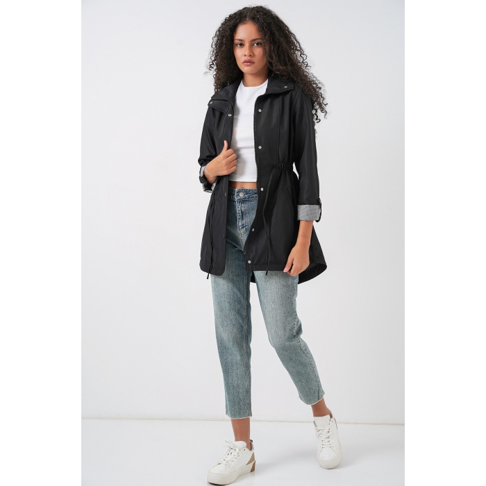 10322 Beli Büzgülü Trençkot - Siyah