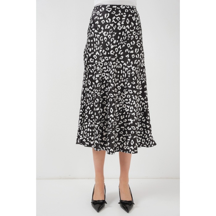 Kadın Siyah Beyaz Desenli Saten Etek 15806