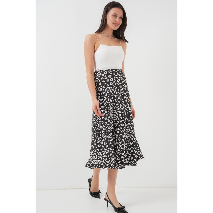 Kadın Siyah Beyaz Desenli Saten Etek 15806