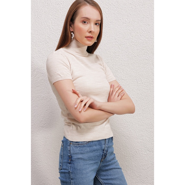 15819 Kısa Kollu Boğazlı Kazak - Krem