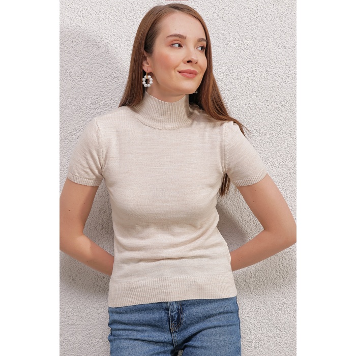 15819 Kısa Kollu Boğazlı Kazak - Krem