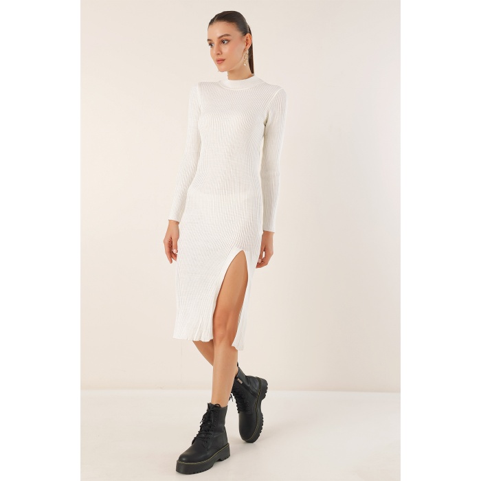15828 Yırtmaçlı Triko Elbise - Beyaz