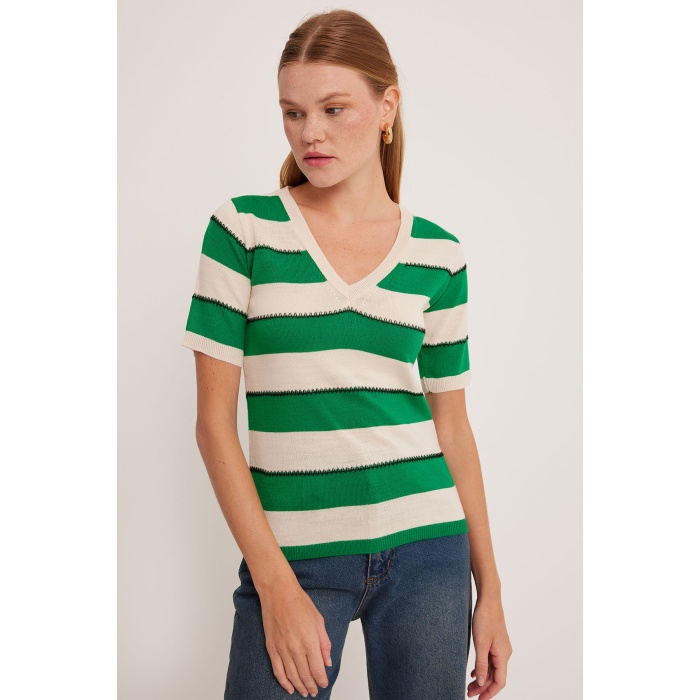 Kadın V Yaka Yeşil Beyaz Çizgili Bluz 15869