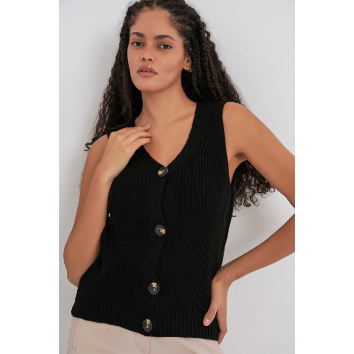 15881 Düğmeli Kısa Triko Yelek - Siyah