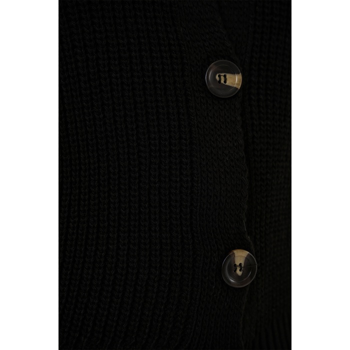 15881 Düğmeli Kısa Triko Yelek - Siyah