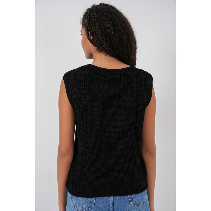 15882 Düğmeli Kısa Triko Yelek - Siyah