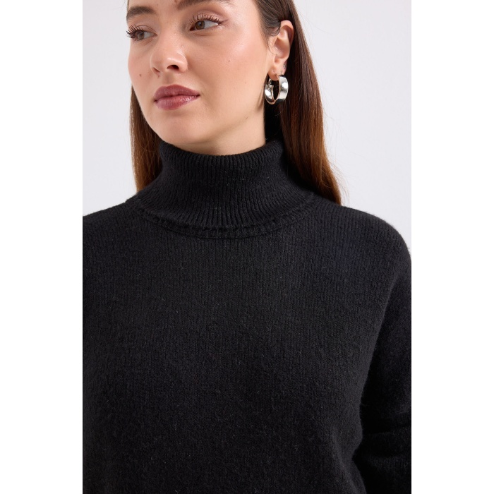 15891 Kazak Etek Triko İkili Takım - Siyah