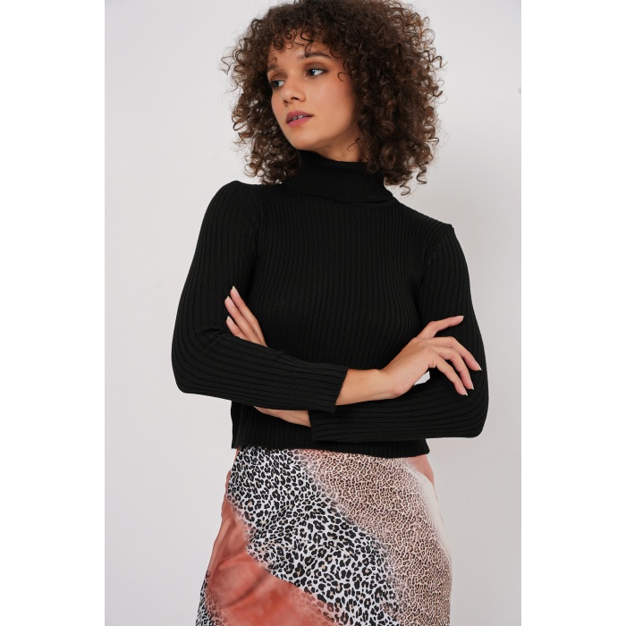 15896 Boğazlı Triko Kazak - Siyah