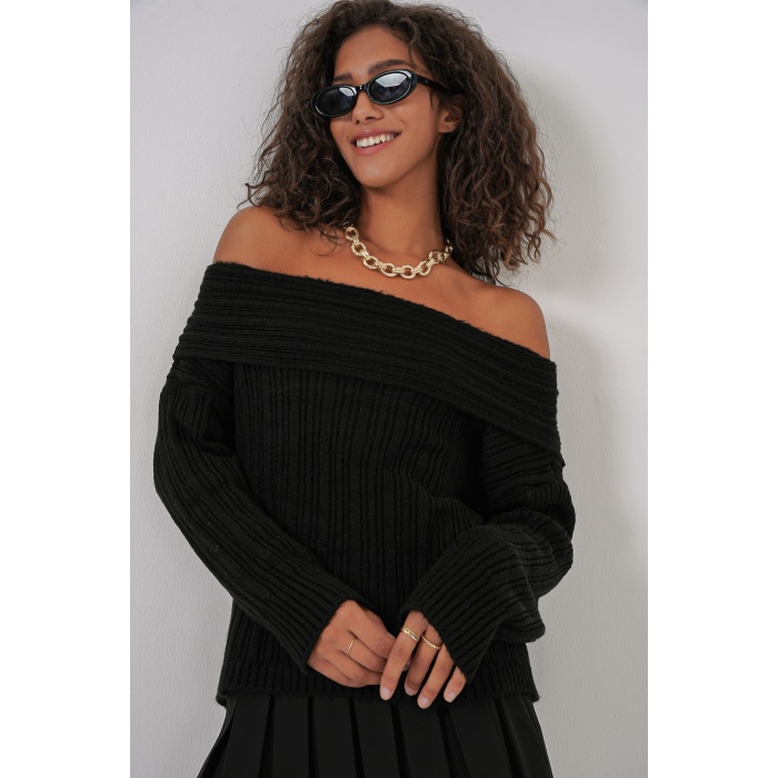 15908 Kadın Açık Omuz Oversize Triko Kazak - Siyah