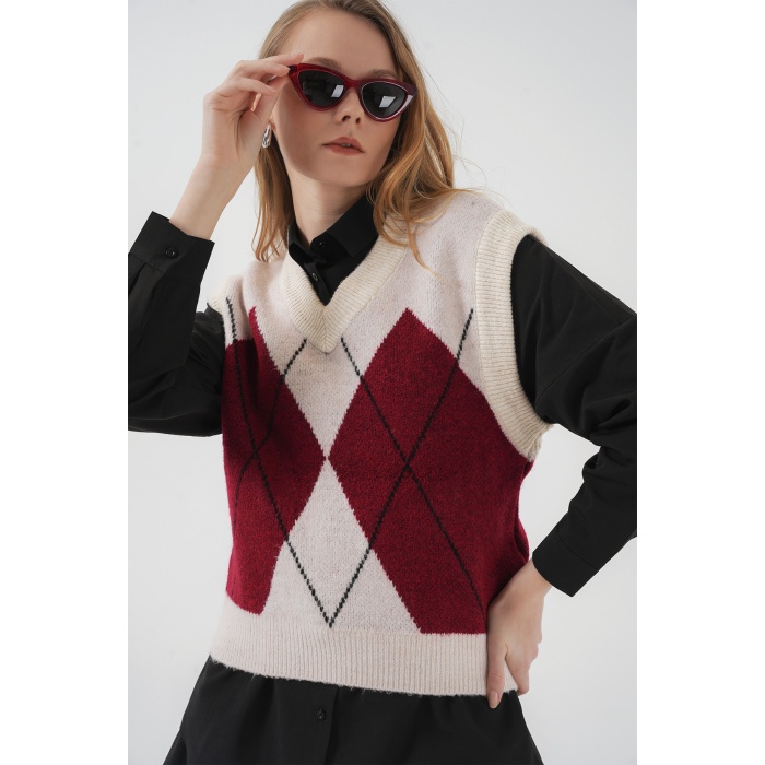 15914 V Yaka Triko Süveter - Kırmızı