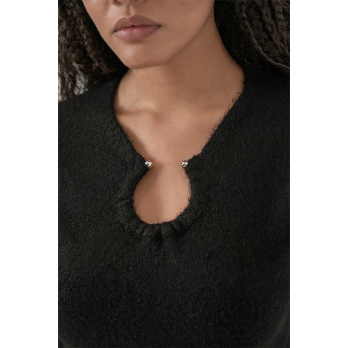 Kadın Kolye Detaylı Triko Elbise 15989 - Siyah