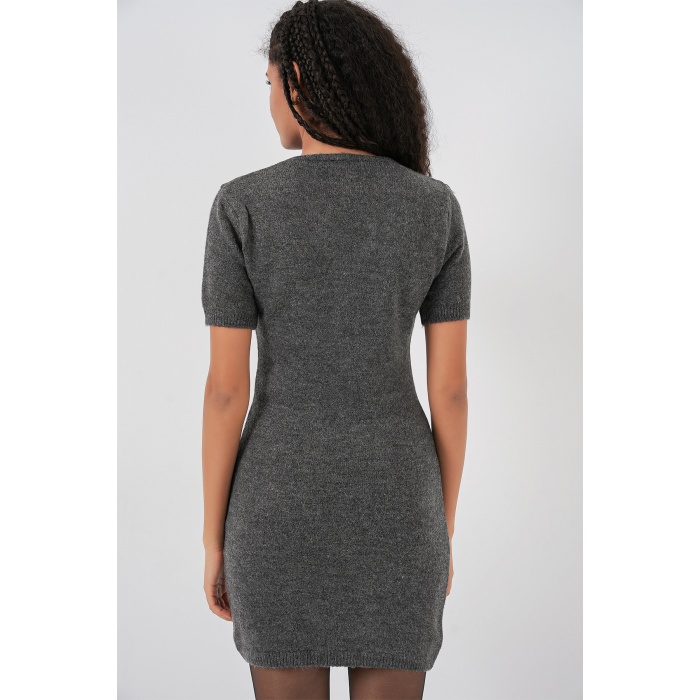 Kadın Kolye Detaylı Triko Elbise 15989 - Antrasit