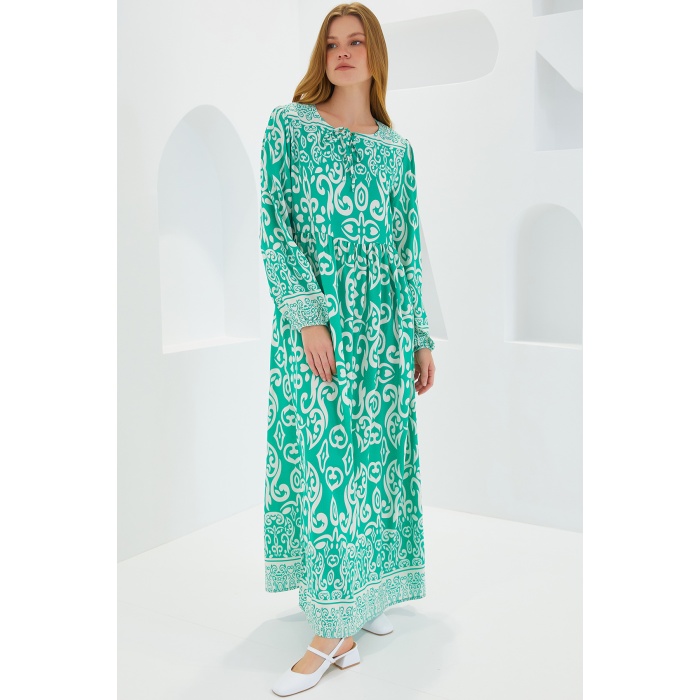 Kadın Yeşil Ekru Desenli Uzun Viskon Elbise 1947