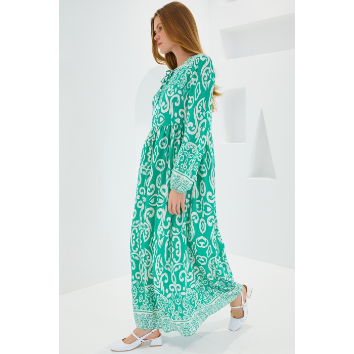 Kadın Yeşil Ekru Desenli Uzun Viskon Elbise 1947