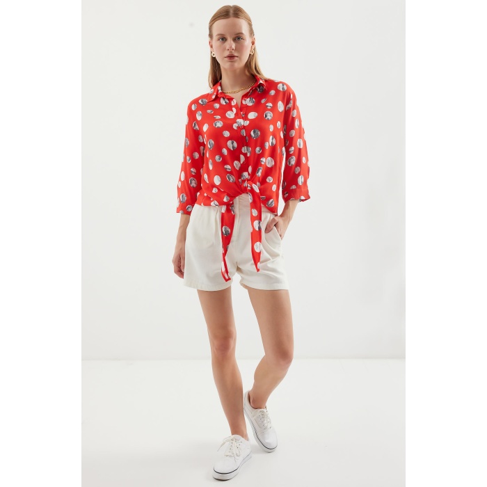 20243 Önü Bağlamalı Desenli Gömlek - Kırmızı