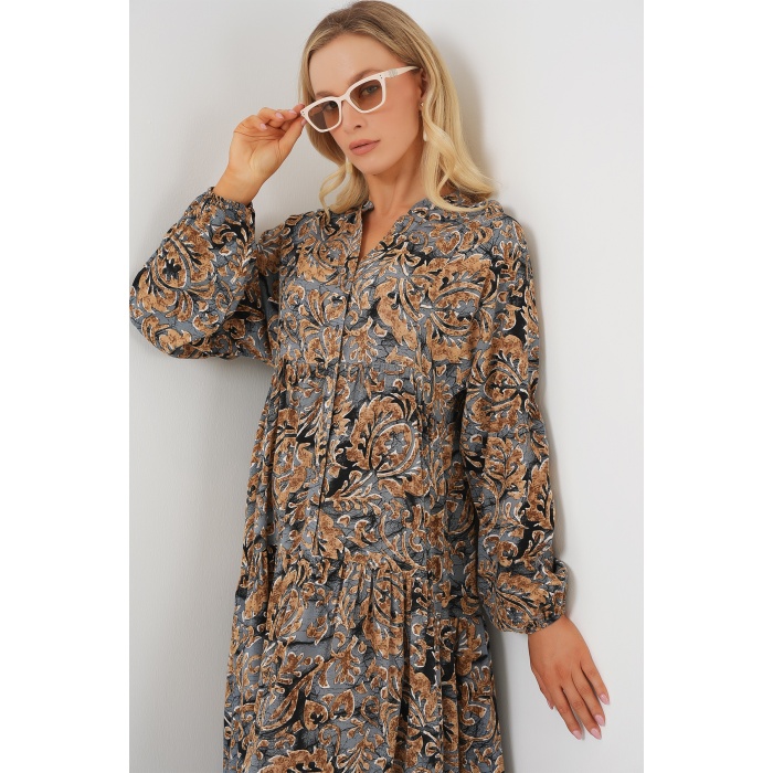 2423 Otantik Desenli Tesettür Elbise - A.Gri