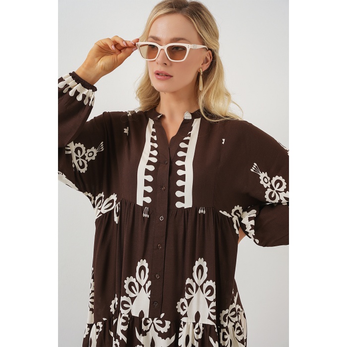 2423 Otantik Desenli Tesettür Elbise - Koyu Kahve