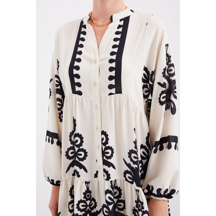 2423 Otantik Desenli Tesettür Elbise - M. Krem