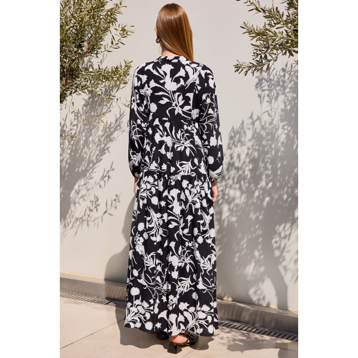 Kadın Siyah Beyaz Viskon Tesettür Elbise 2423