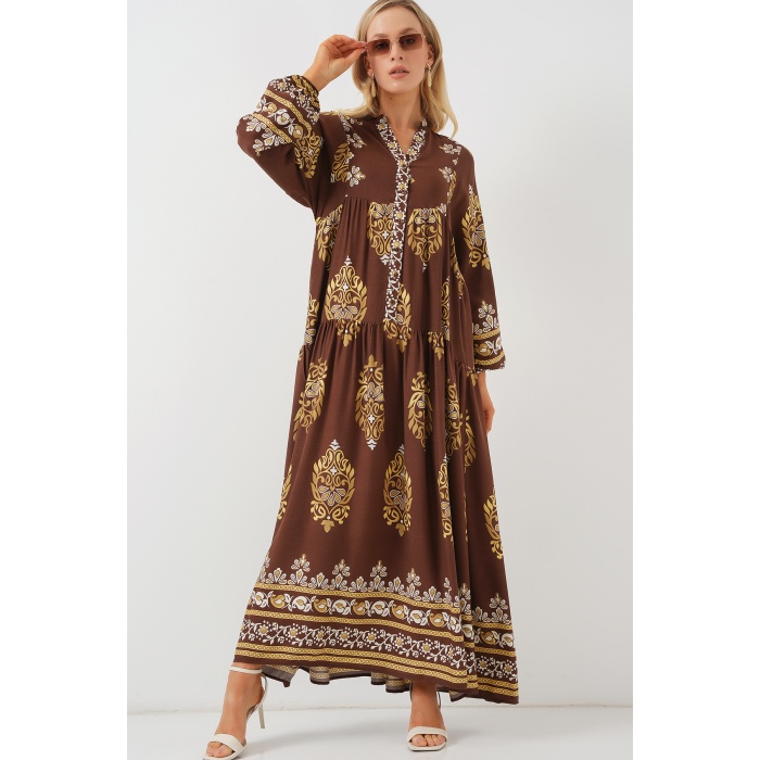 2423 Otantik Desenli Tesettür Elbise - Beyaz - Kahve