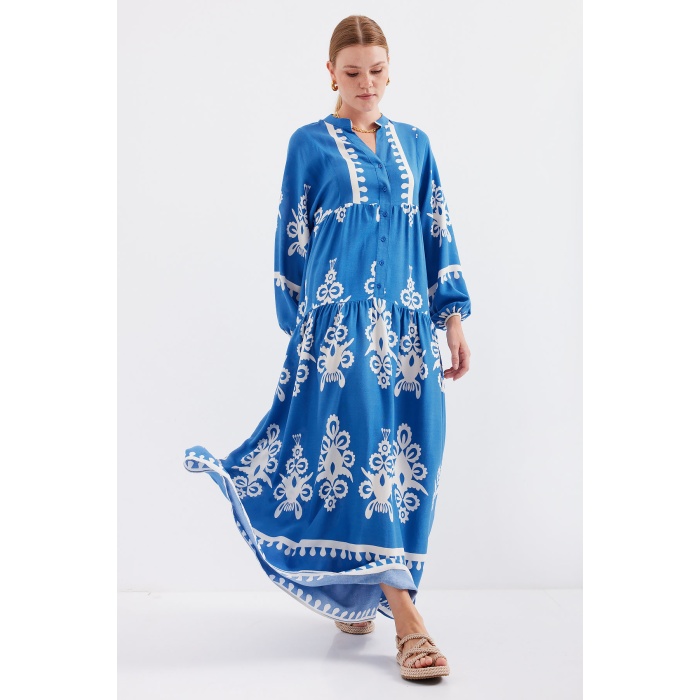 2423 Otantik Desenli Tesettür Elbise - Beyaz - İndigo