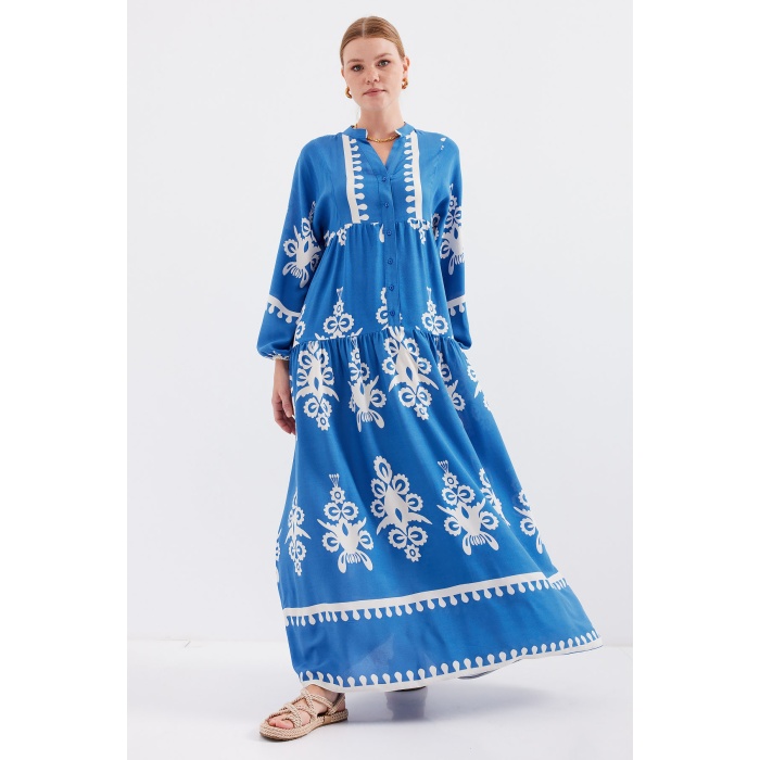 2423 Otantik Desenli Tesettür Elbise - Beyaz - İndigo