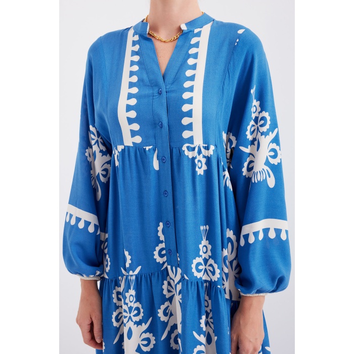 2423 Otantik Desenli Tesettür Elbise - Beyaz - İndigo