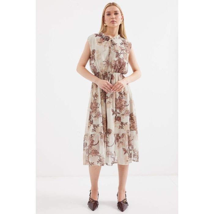 2503 Desenli Sıfır Kol Şifon Elbise - Kahverengi