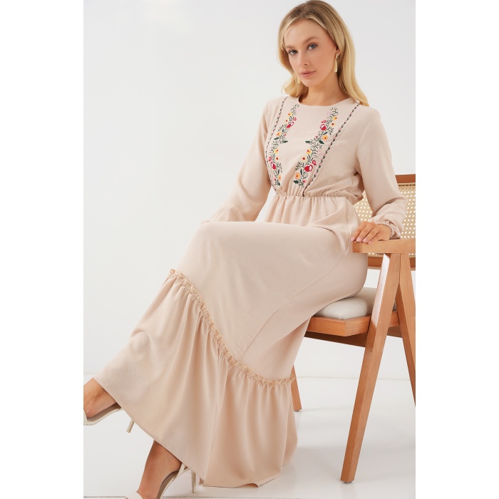 Kadın Nakışlı Uzun Tesettür Elbise 2550 - Krem