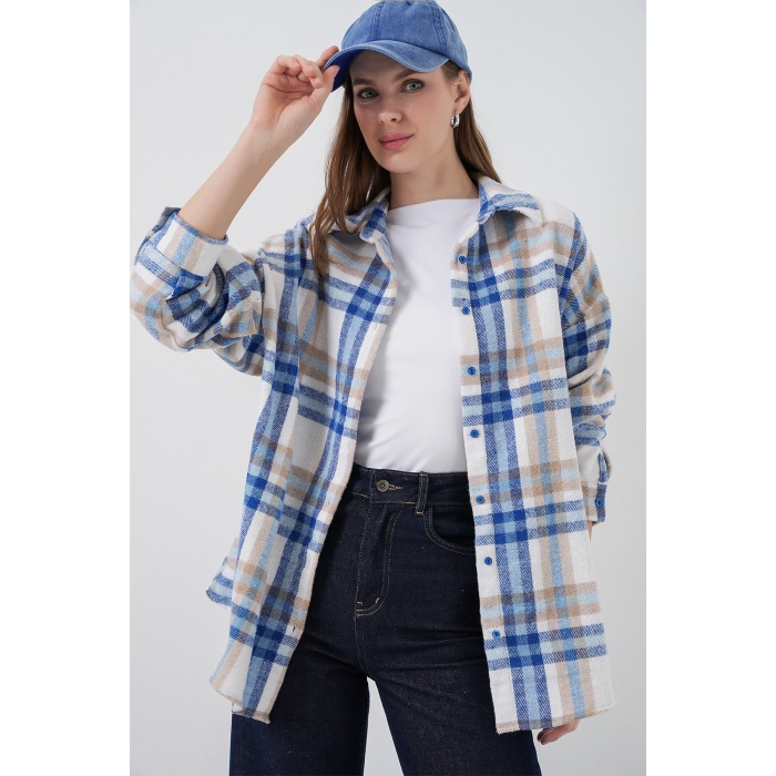 Kadın Ekose Desen Oversize Oduncu Gömlek 3854 A.Ekru